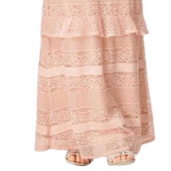 SPEECHLESS Blush Lace Pink Halter Tiered Peplum Dress - Picture 3 of 3